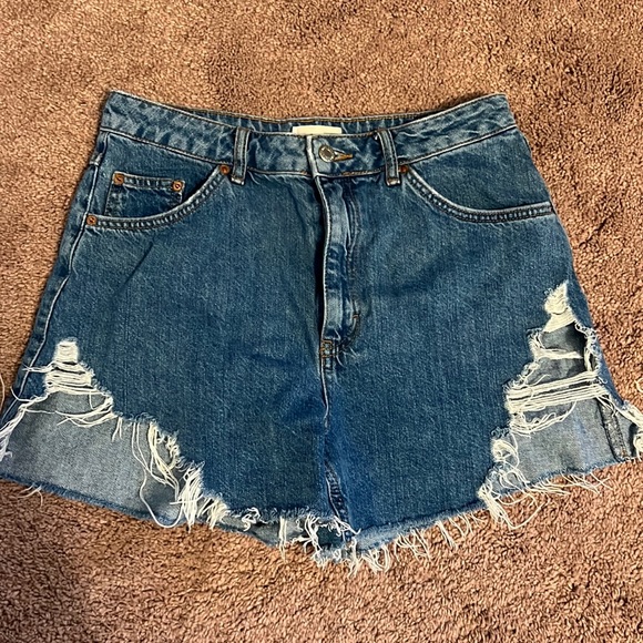 TopShop Distressed Denim Shorts - Picture 1 of 6